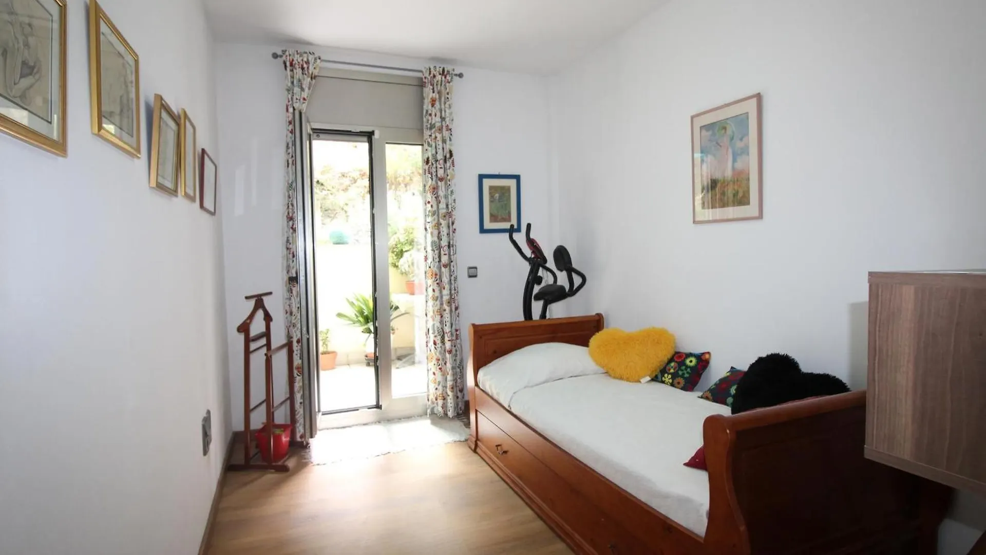 Apartamento Con Terraza Y Parking A 400M De La Playa Del Port En Llanca - Es-228-156 Apartment