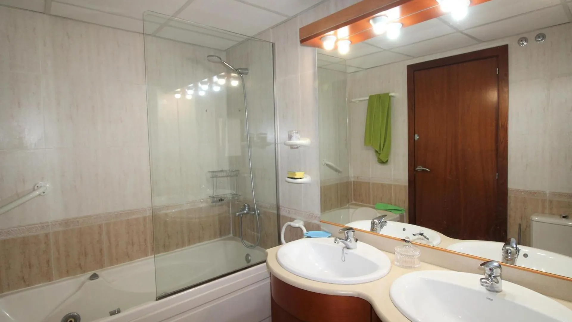 Apartment Apartamento Con Terraza Y Parking A 400M De La Playa Del Port En Llanca - Es-228-156 Spain